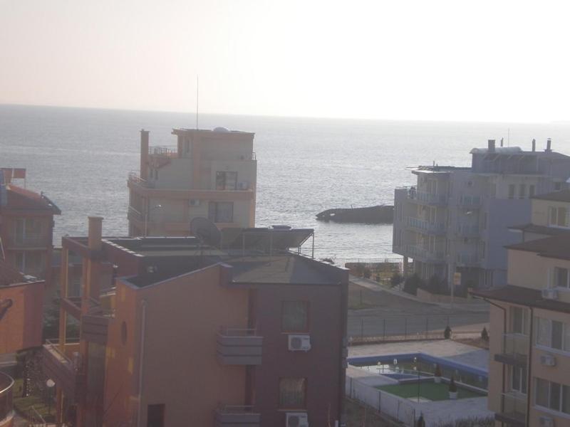 Levante Apartcomplex 네세부르 외부 사진
